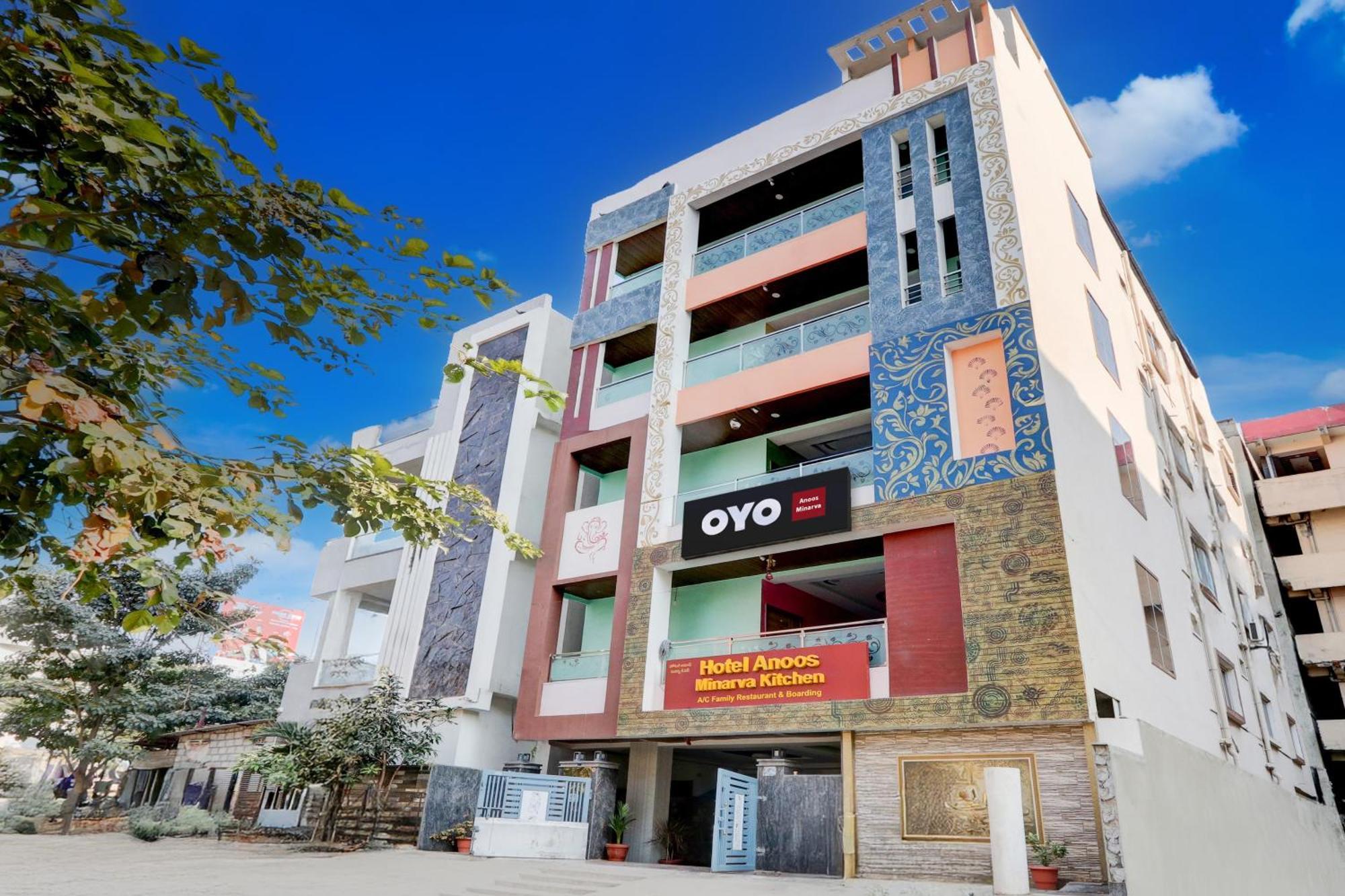 Hotel O Anoos Minarva Hyderabad Esterno foto