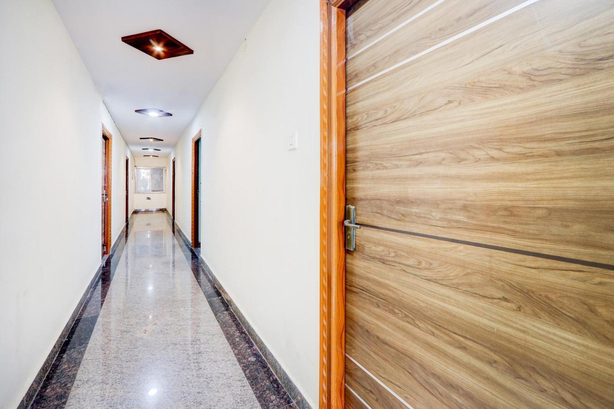 Hotel O Anoos Minarva Hyderabad Esterno foto