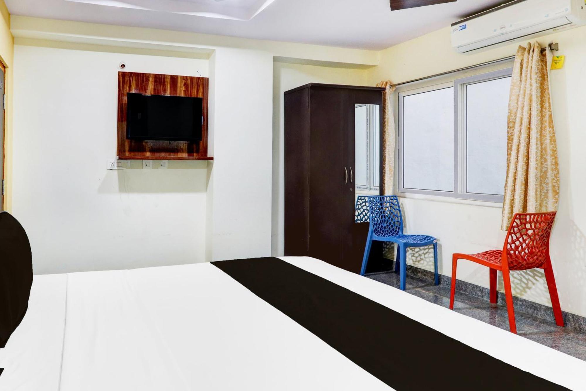 Hotel O Anoos Minarva Hyderabad Esterno foto