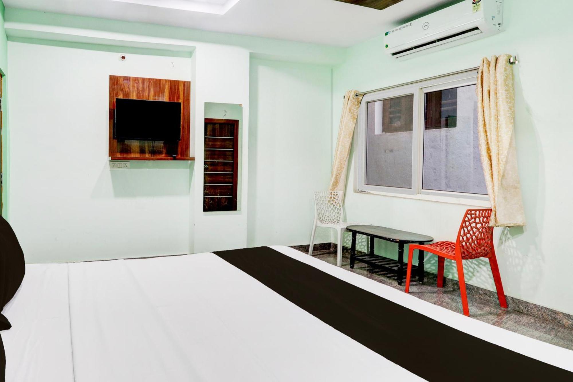 Hotel O Anoos Minarva Hyderabad Esterno foto