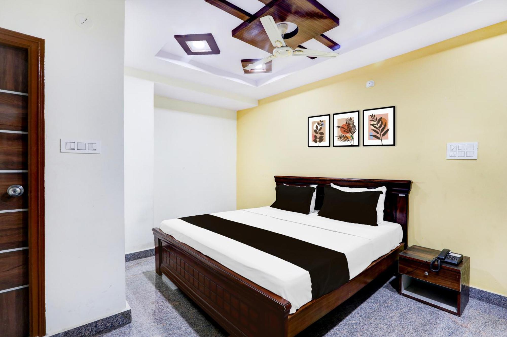 Hotel O Anoos Minarva Hyderabad Esterno foto